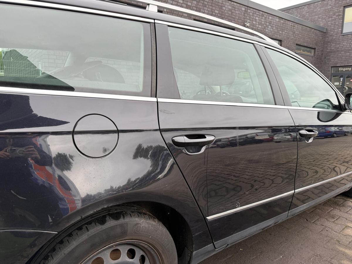 VW Passat 3C original Tür hinten rechts LC9X Deep Black Perl Variant Kombi BJ10
